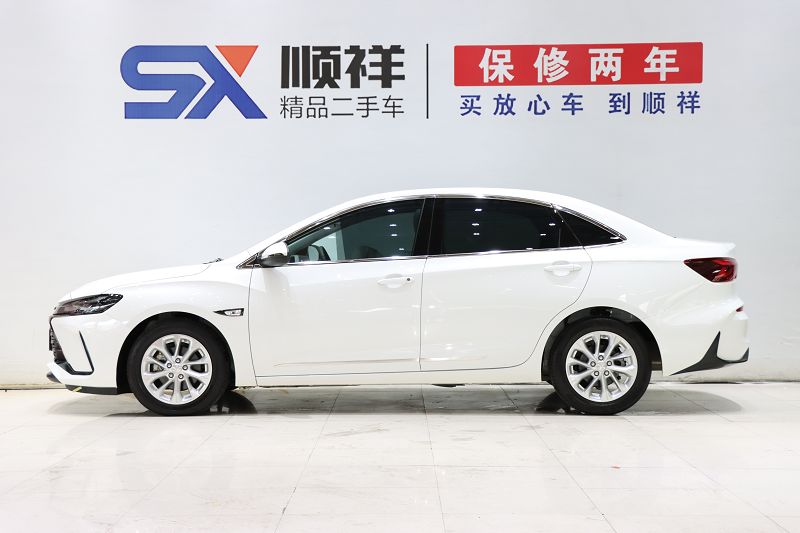 雪佛兰科鲁泽 2023款 1.5L 双离合悦享版