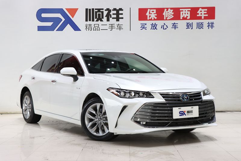 丰田 亚洲龙 2019款 双擎 2.5L 豪华版 国VI