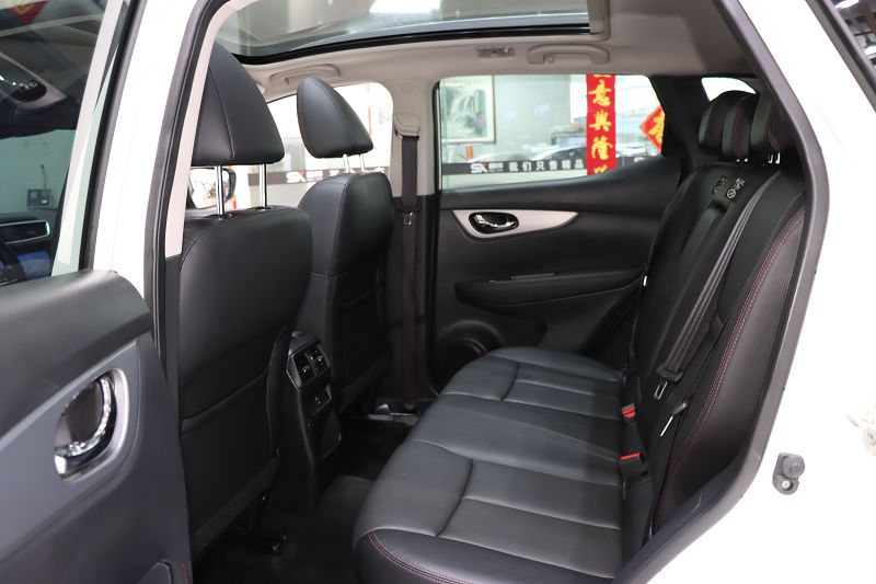 日产 逍客 2022款 2.0L CVT XV Prem.豪华版 国VI