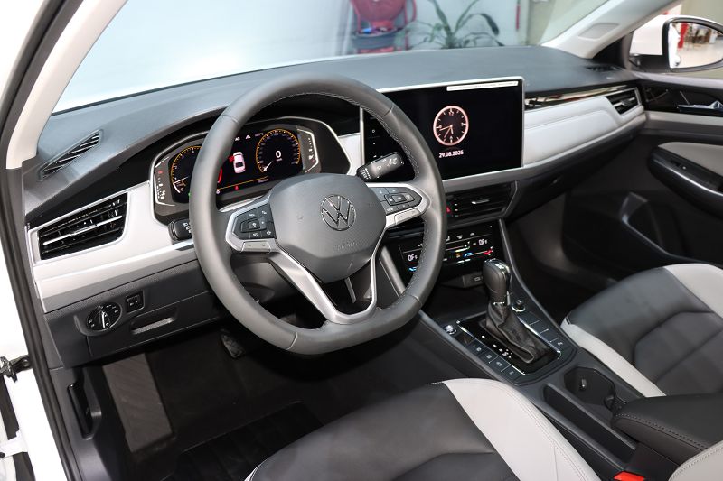 大众 宝来 2023款 300TSI DSG尊行版
