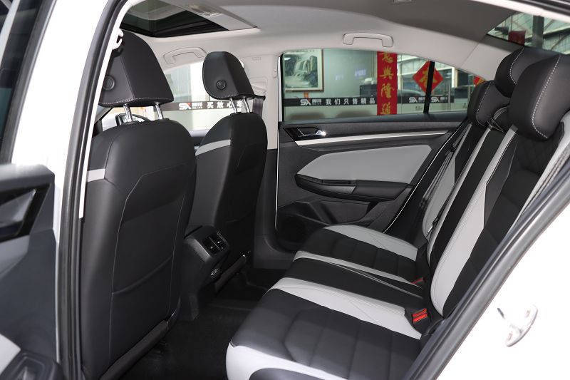 大众 宝来 2023款 300TSI DSG尊行版