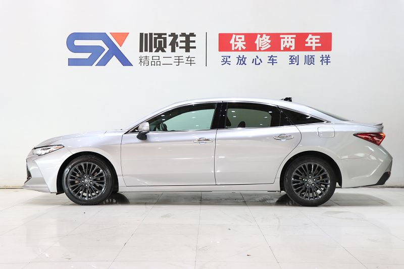 丰田 亚洲龙 2019款 2.5L Touring尊贵版 国VI