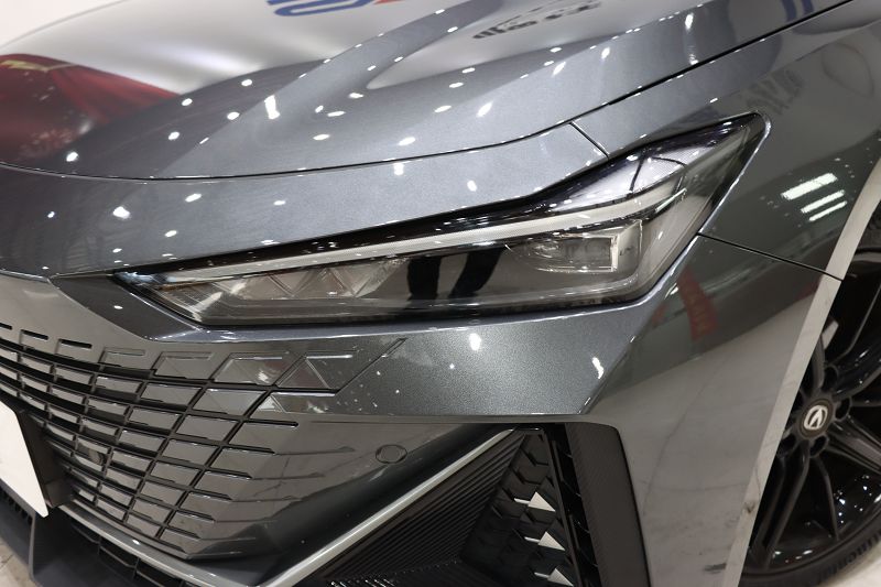 长安UNI-V 2022款 1.5T 尊贵型