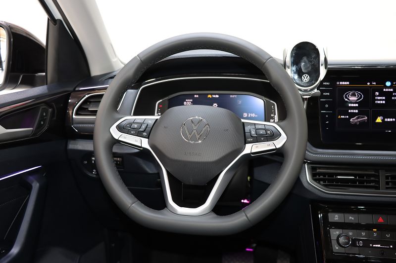大众 途岳 2025款 新锐 300TSI 锐享版