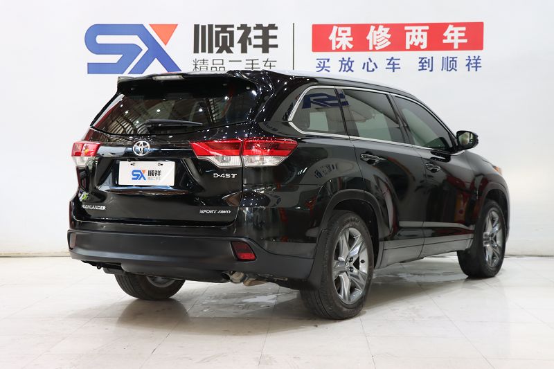 丰田 汉兰达 2018款 2.0T 四驱尊贵版 7座 国VI