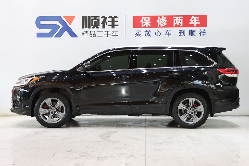 丰田 汉兰达 2018款 2.0T 四驱尊贵版 7座 国VI