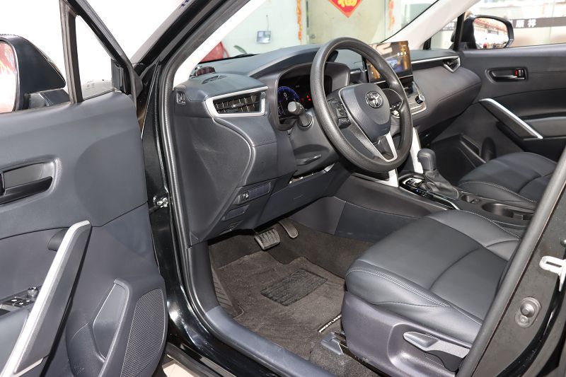 丰田 锋兰达 2023款 2.0L CVT精英版