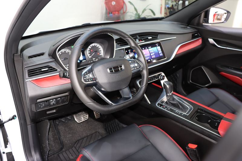 吉利汽车 缤瑞 2021款 1.4T CVT F-运动版